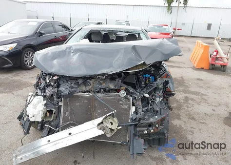 2018 Toyota Camry Se из США, поврежденный, VIN 4T1B11HK3JU627329